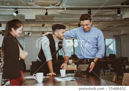 Businessmen are brainstorming in the meeting room. Businessmen are brainstorming in the meeting room. 55466832