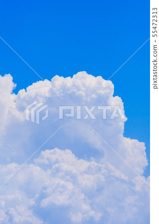 Summer blue sky 55472313