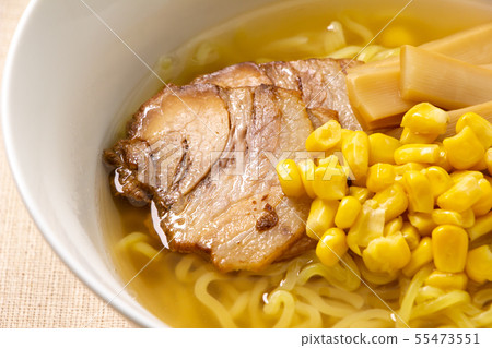 A close-up of the pork chow put in salted ramen. (Other ingredients are corn and menma) 55473551