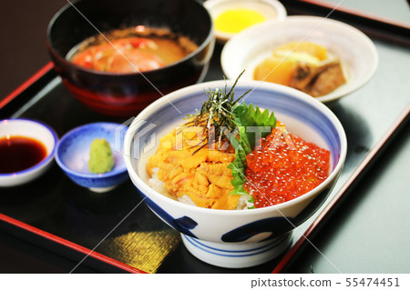 Sea urchin and salmon roe Sea urchin and salmon roe 55474451