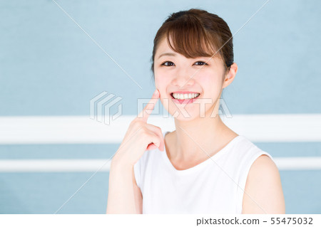 Women's beauty 55475032