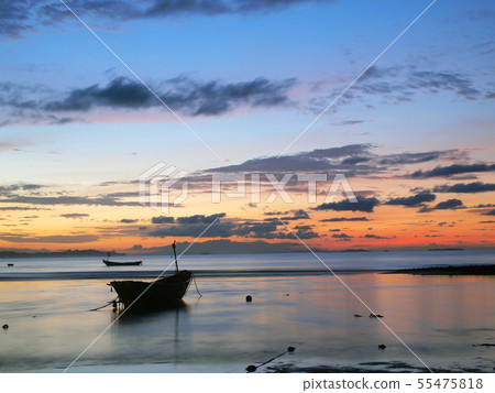 Fishing boat in the sea at sunrise Fishing boat in the sea at sunrise 55475818