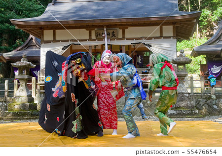 上野的獅子舞Riko Tengu Otafuku（和歌山縣指定的無形民俗文化財產Tomisato Kasuga Shrine） 55476654