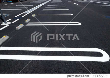 Parking lot (outdoor) Parking lot (outdoor) 55477208