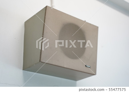 School speaker 55477575