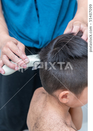 Toddler haircut hair clipper 55487099