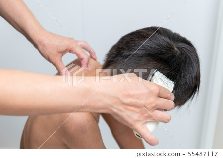 Toddler haircut hair clipper 55487117