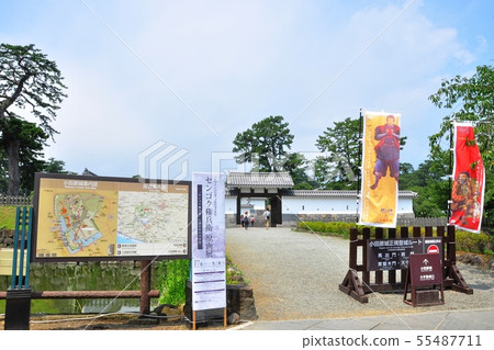 小田原小田原城的定期東條路（Odo Togijo出口）和導遊地圖的城市景觀 55487711