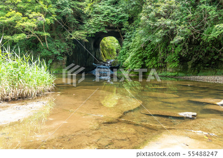 Kameya cave 55488247