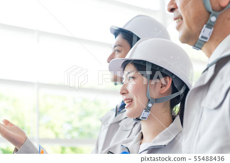Businesswoman, helmet, general contractor, construction industry 55488436