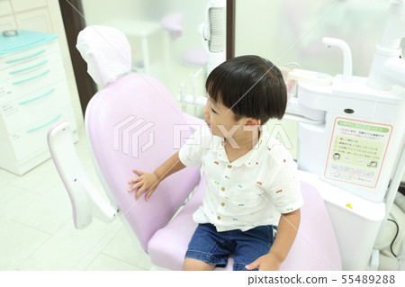 Dental clinic and children 55489288