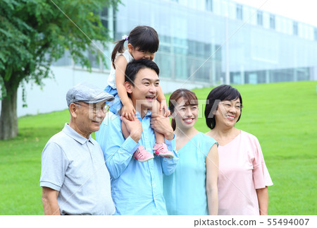 Third generation family Third generation family 55494007