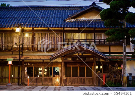 Townhouse at dusk Townhouse at dusk 55494161