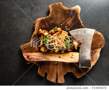 steak with baked potatoes 55494878