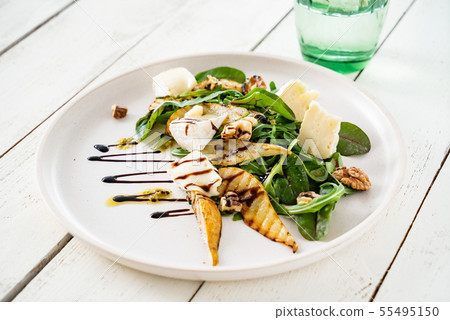 salad with pear and cheese 55495150