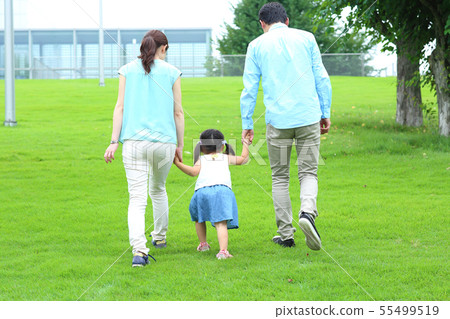 3 people family 3 people family 55499519