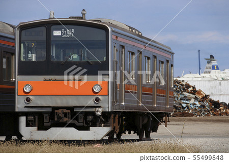 Musashino Line 205 series trains traveling to Indonesia (7th train) 55499848