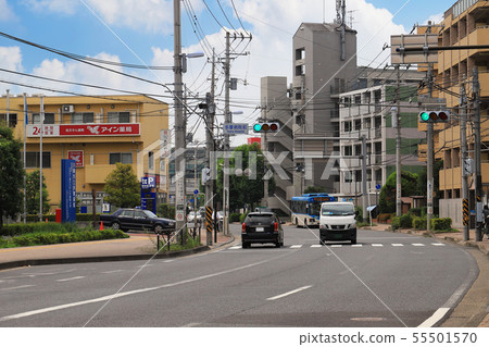 從川崎市多摩區Tamagawaku的道路看多摩醫院前面的交叉路口 55501570