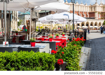 Street cafe in ancient European tourist town Street cafe in ancient European tourist town 55501832