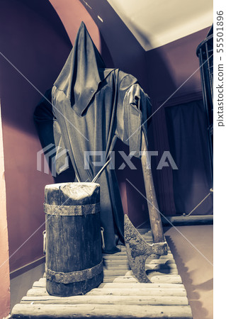 Execution axe, museum in Prague, Czech Republic 55501896