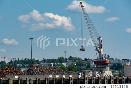 crane dock on the Garonne river in Bordeaux city 55515136