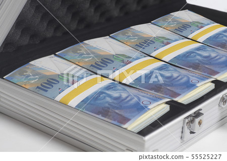 Suitcase full of Swiss franc Suitcase full of Swiss franc 55525227
