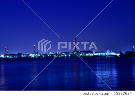 Kawasaki City, Kanagawa Prefecture Higashi Ogishima East Park Night view of the factory in the Keihin industrial area 55527684