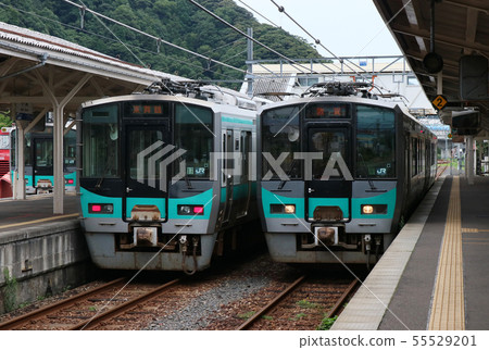 奧巴馬線上的125系列火車 奧巴馬線上的125系列火車 55529201