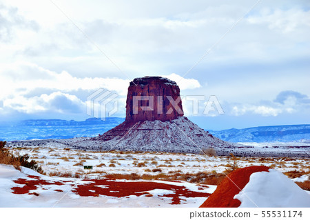 Snowy landscape Monument Valley 55531174