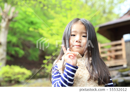孩子們享受營地 孩子們享受營地 55532012