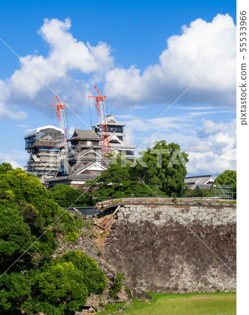 Kumamoto Castle castle tower seen from Ninomaru Kumamoto Castle castle tower seen from Ninomaru 55533966