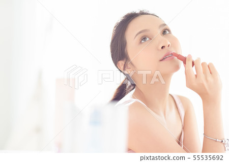 Women beauty Women beauty 55535692