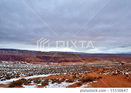 Horseshoe Bend Snowy Desert 55536647