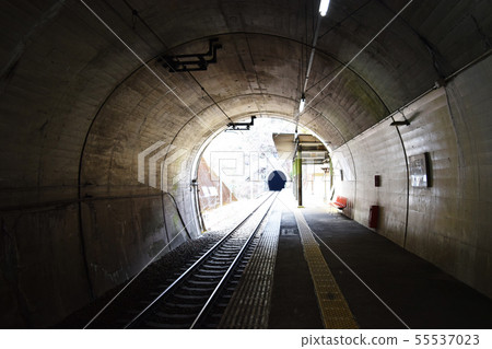 Tunnel from the platform of Tochigi Ryuokyo Station Tunnel from the platform of Tochigi Ryuokyo Station 55537023
