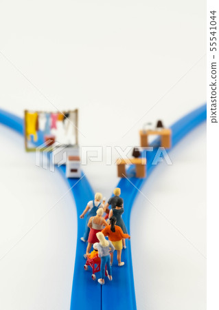 在十字路口工作的媽媽們的生活選擇（正在協商中） 55541044