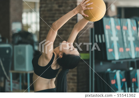 健身房 體育館 女生 55541302