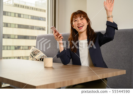 OL和服務員心情愉快 OL和服務員心情愉快 55544590