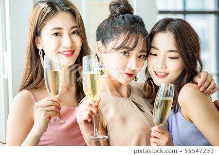 Female Party 55547231