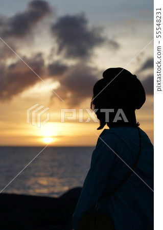 北谷日落海灘（沖繩）的日落 55548231