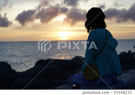 北谷日落海灘（沖繩）的日落 55548233