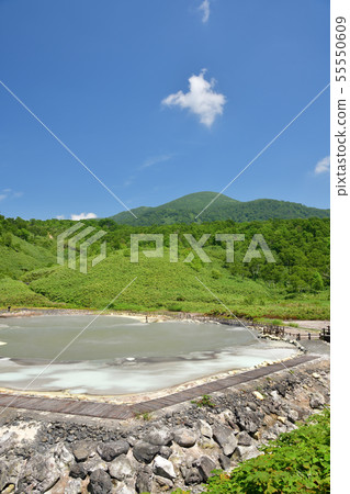Shooting the summer landscape of Niseko Yumoto Onsen Oyunuma in sunny Hokkaido Shooting the summer landscape of Niseko Yumoto Onsen Oyunuma in sunny Hokkaido 55550609