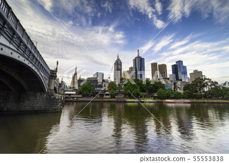 Princes Bridge in Melbourne 55553838