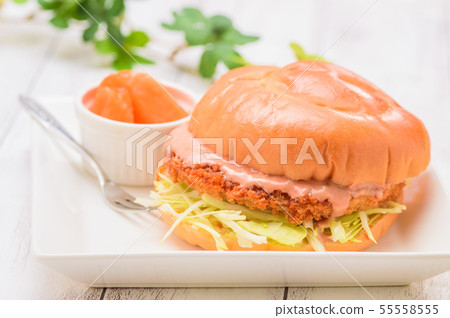 Menthikk burger Menthikk burger 55558555