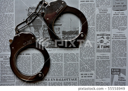 逮捕手銬犯罪的形象 逮捕手銬犯罪的形象 55558949