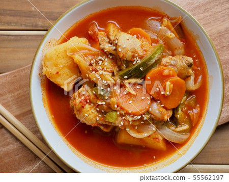 韓國傳統食品雞多力湯,雞炒湯 韓國傳統食品雞多力湯,雞炒湯 55562197