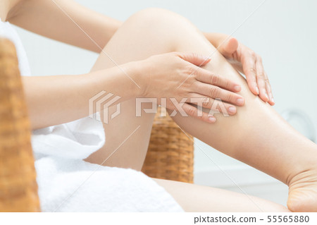 腳 英尺 爪子 55565880