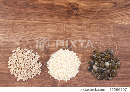 Sunflower, pumpkin and sesame seeds 55566207