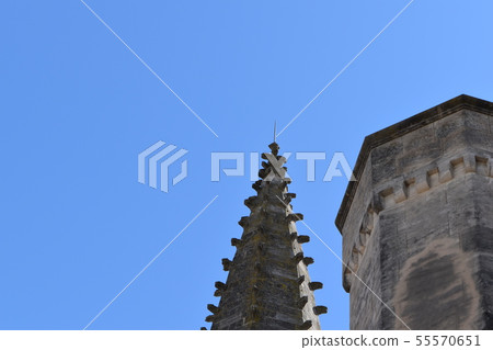 Arles Arles 55570651