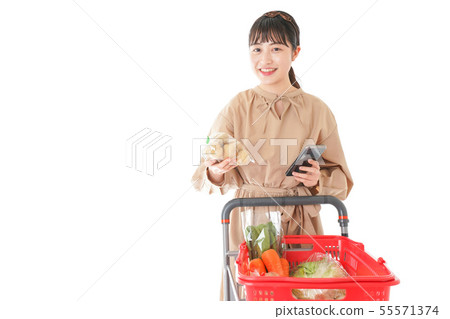 監督食物起源的少婦 55571374