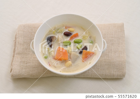 豆漿湯 - 大量的蔬菜 豆漿湯 - 大量的蔬菜 55571620